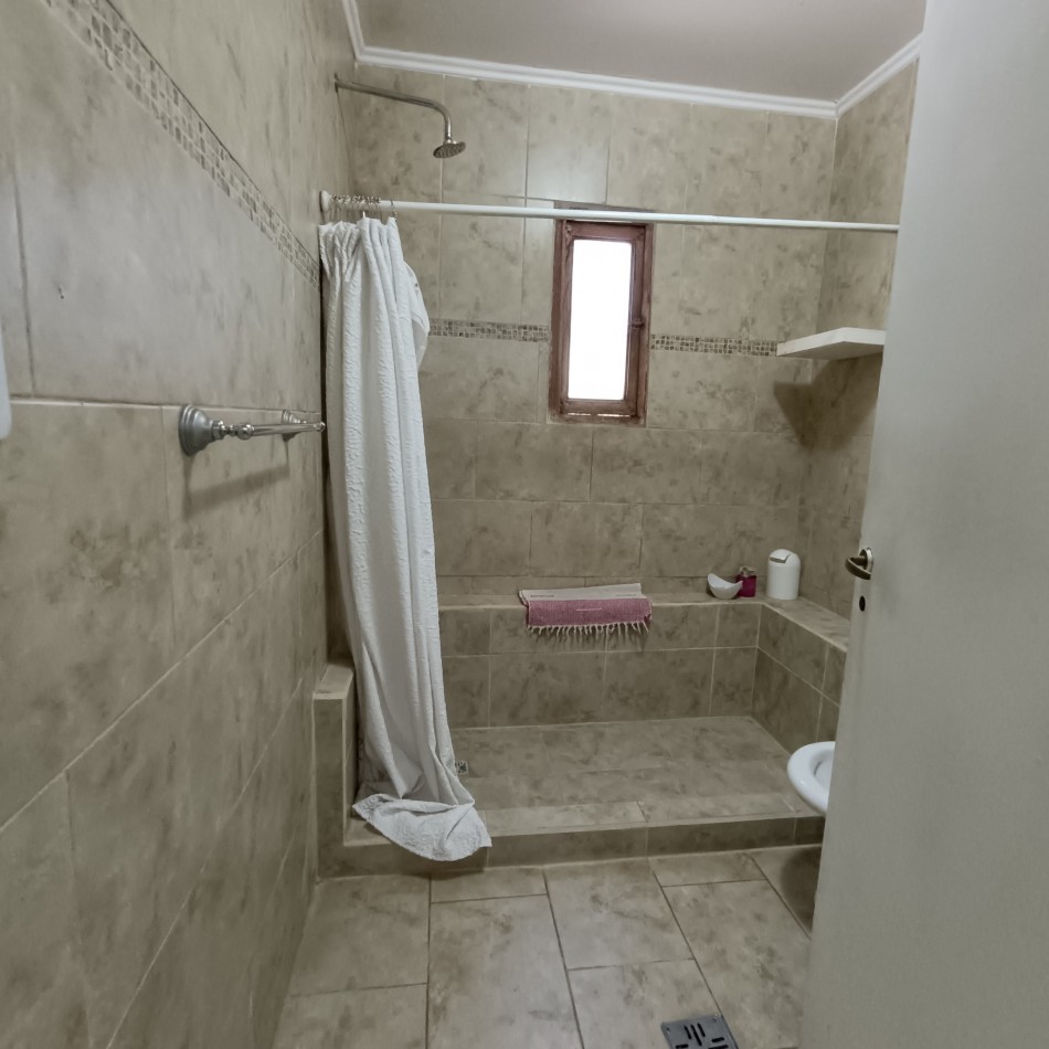 Casa de tres habitaciones.