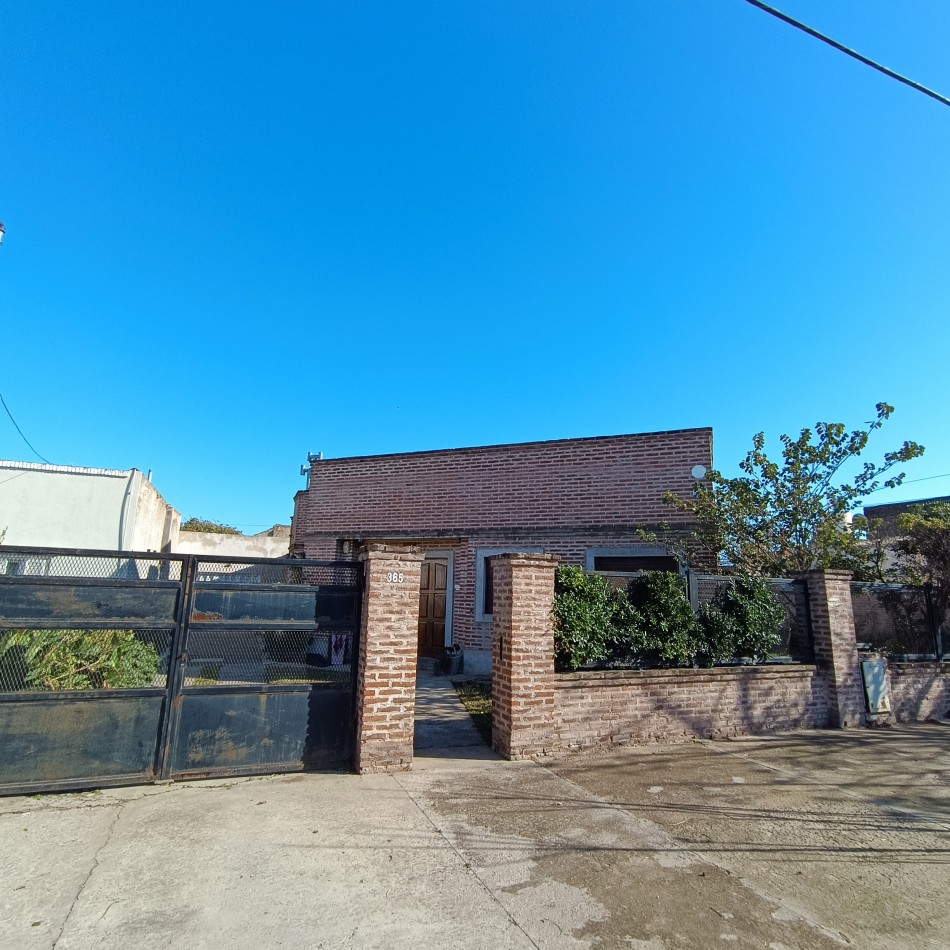 Casa de tres habitaciones.