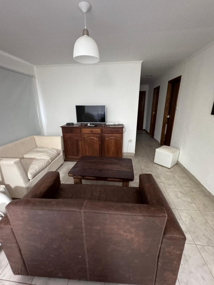 Complejo de dos casas y una pileta en Claromeco!