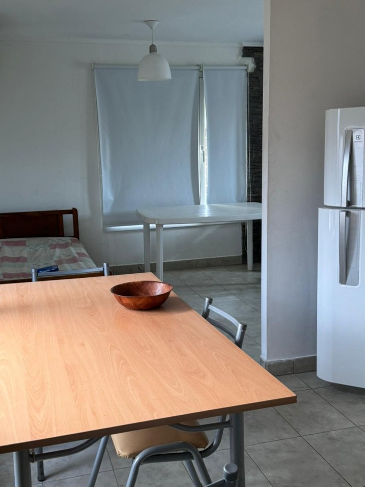 Complejo de dos casas y una pileta en Claromeco!