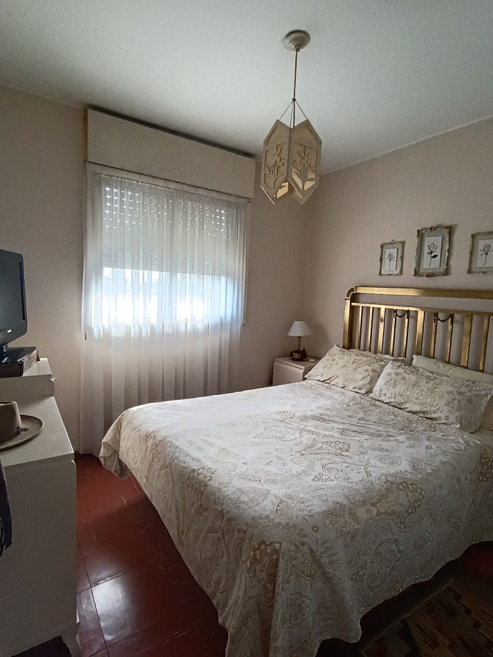 Departamento de tres habitaciones y dos baños