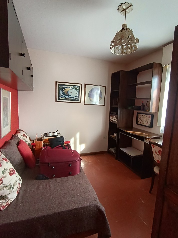 Departamento de tres habitaciones y dos baños