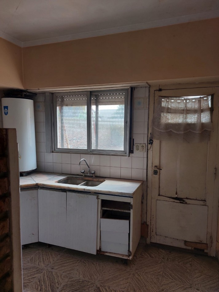 Casa para refaccionar en Laprida 261 de Tres Arroyos